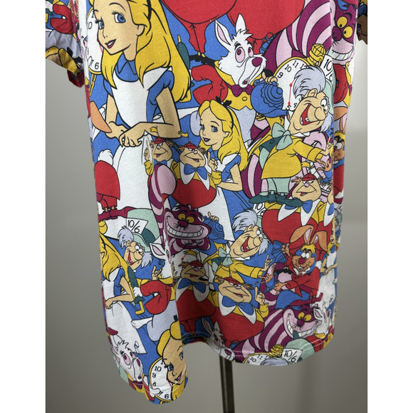 Cakeworthy x Disney x Alice In Wonderland Character Collage Cotton T-Shirt XL - Picture 7 of 15